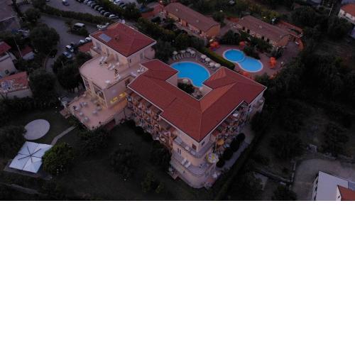 Hotel America