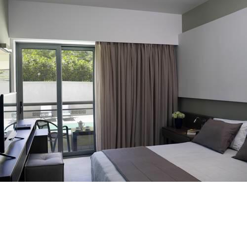 Hotel Angela Suites & Lobby
