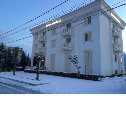 HOTEL ARANDI AG