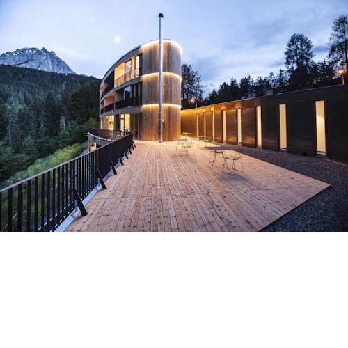 Hotel Arnica Scuol - Adults Only