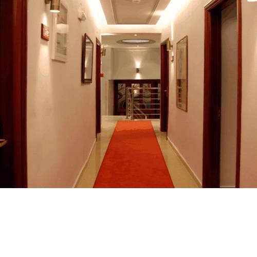 Hotel Avra