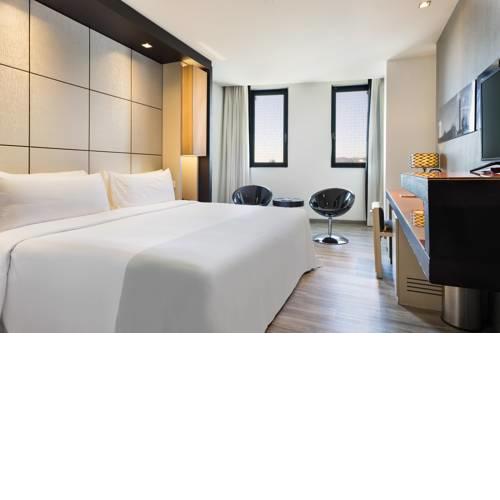 Hotel Barcelona Condal Mar, managed by Meliá