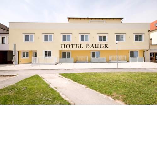 Hotel Bauer