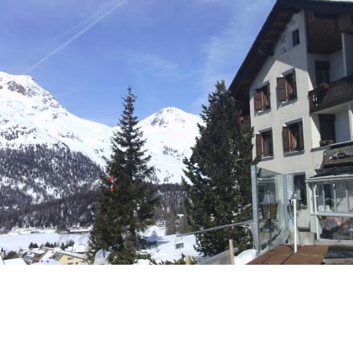 Hotel B&B Süsom Surlej