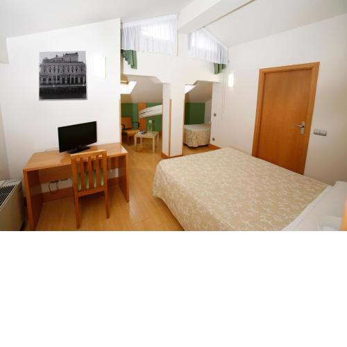 Hotel Bilbao Jardines