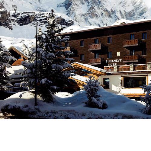 Hotel Bucaneve