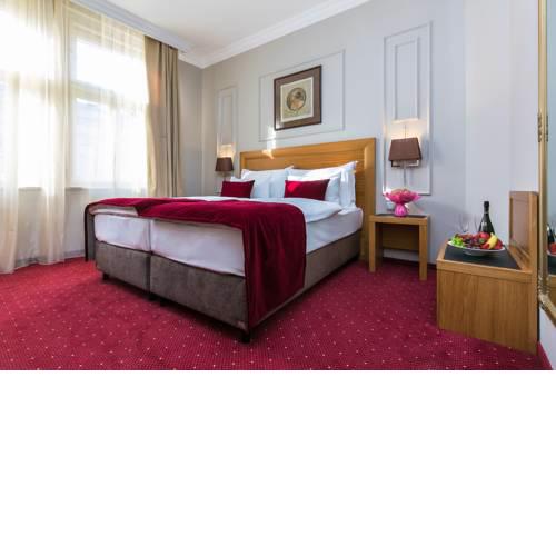 Hotel Caruso