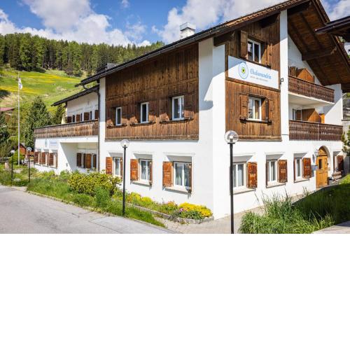 Hotel Chalamandrin