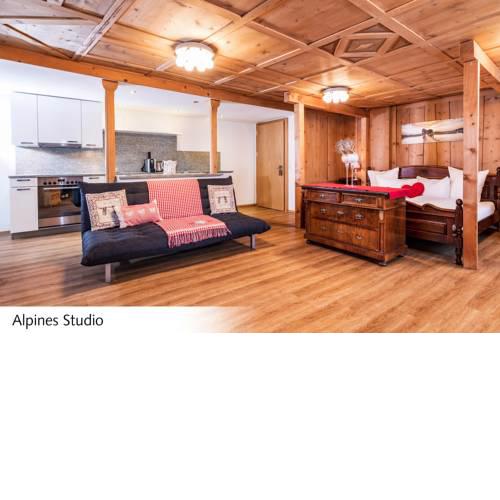 Hotel Cualmet - Alpine Garni