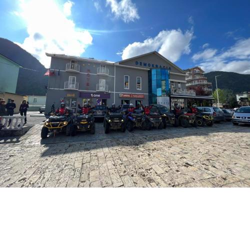 Hotel Demokracia