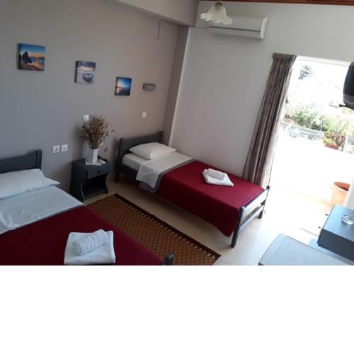 Hotel Diros