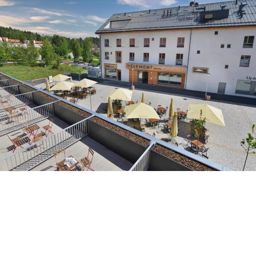 Hotel Element