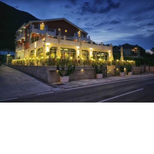 Hotel Ellena