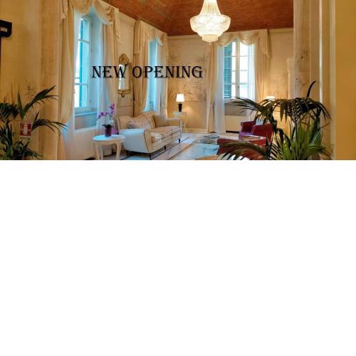 Hotel Embassy