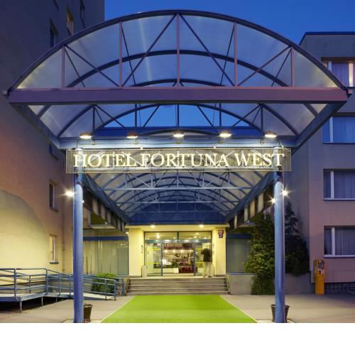 Hotel Fortuna West