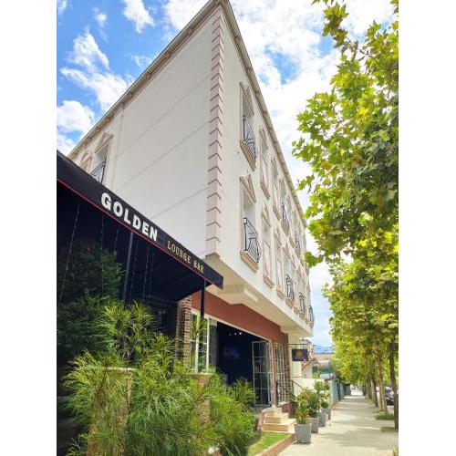 Hotel Golden