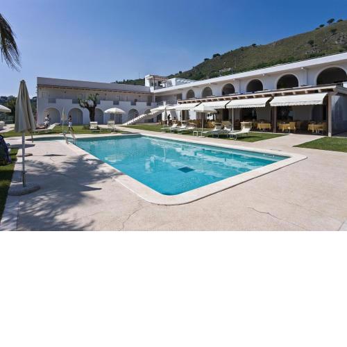 Hotel Grotta Di Tiberio