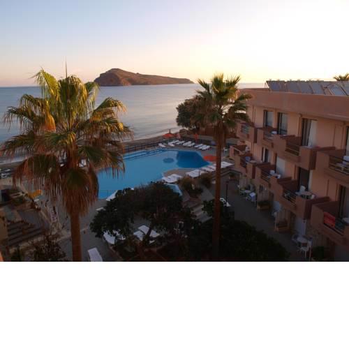 Hotel Haris on the beach