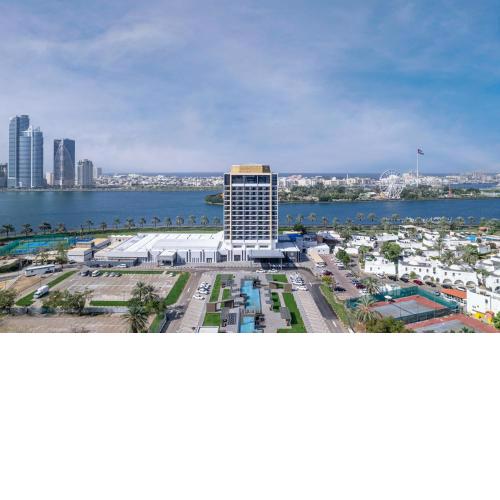 Hotel Holiday International