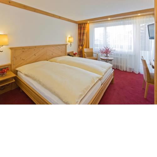 Hotel Holiday