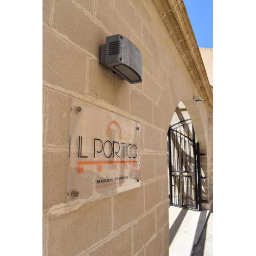 Hotel Il Portico