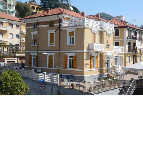 Hotel Ines
