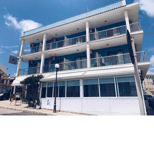 Hotel Jonic