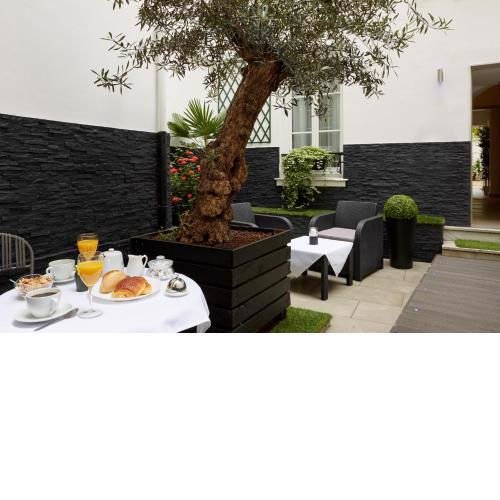 Hotel Le Twelve