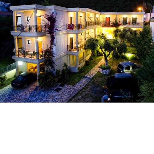 Hotel Loukas & Apartments