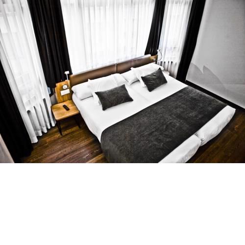 Hotel Lux Santiago