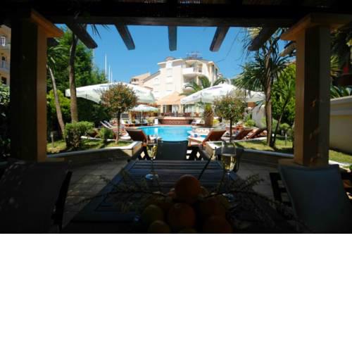 Hotel Max Prestige