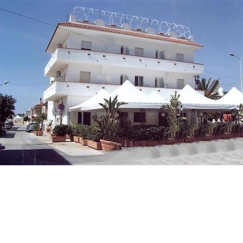 Hotel Noto Marina Beach
