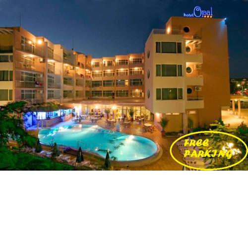 Hotel Opal