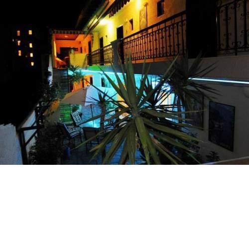Hotel Petunia