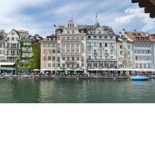 Hotel Pickwick and Pub "the room with a view"