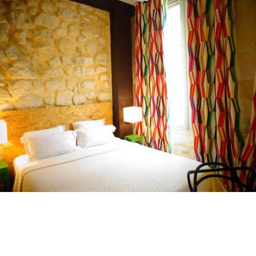 HOTEL PRINCE DE CONTI
