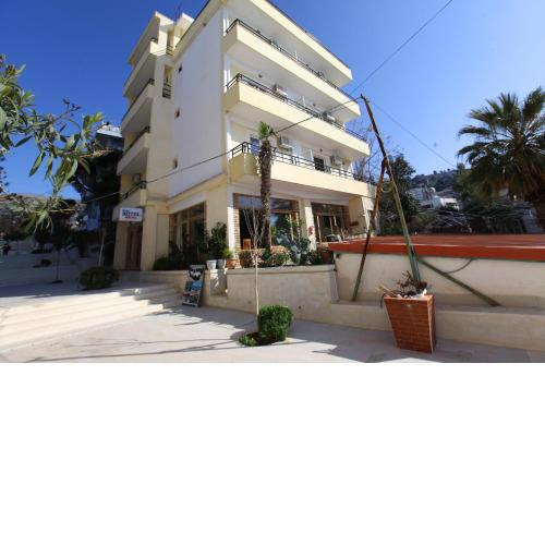 Hotel Real
