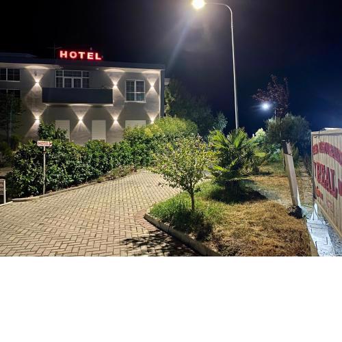 Hotel Real