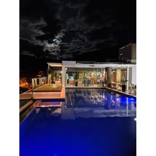 Hotel Regina City