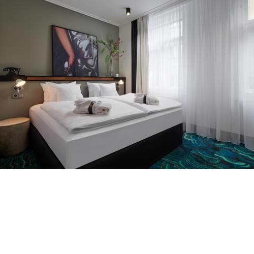 Hotel Republika & Suites