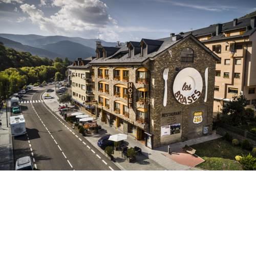 Hotel Restaurant Les Brases
