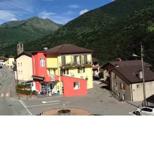 Hotel Ristorante Camoghe