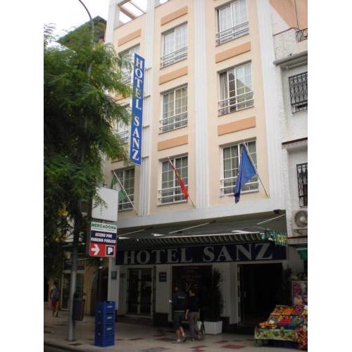 Hotel Sanz