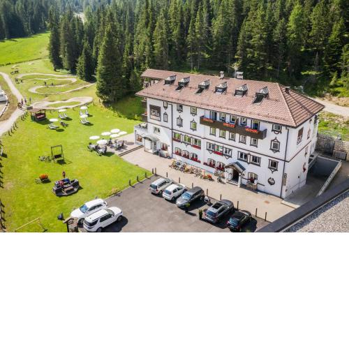Hotel Sella***s