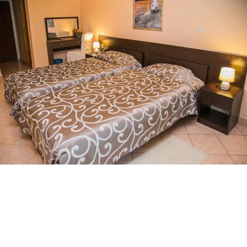 Hotel "Sidro"