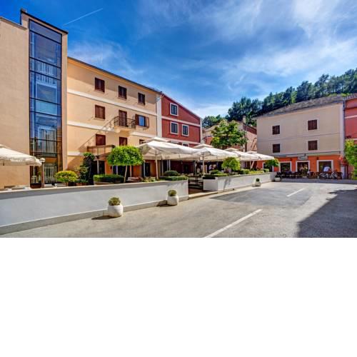 Hotel Skradinski Buk