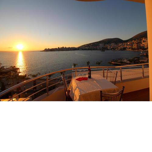 Hotel Strora