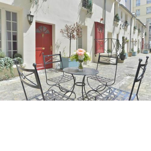 Hotel Suites Unic Renoir Saint-Germain