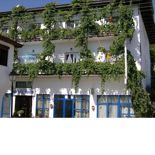 Hotel Theo