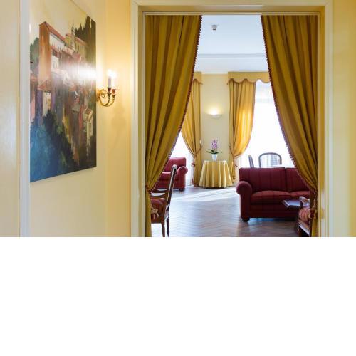 Hotel Tuder